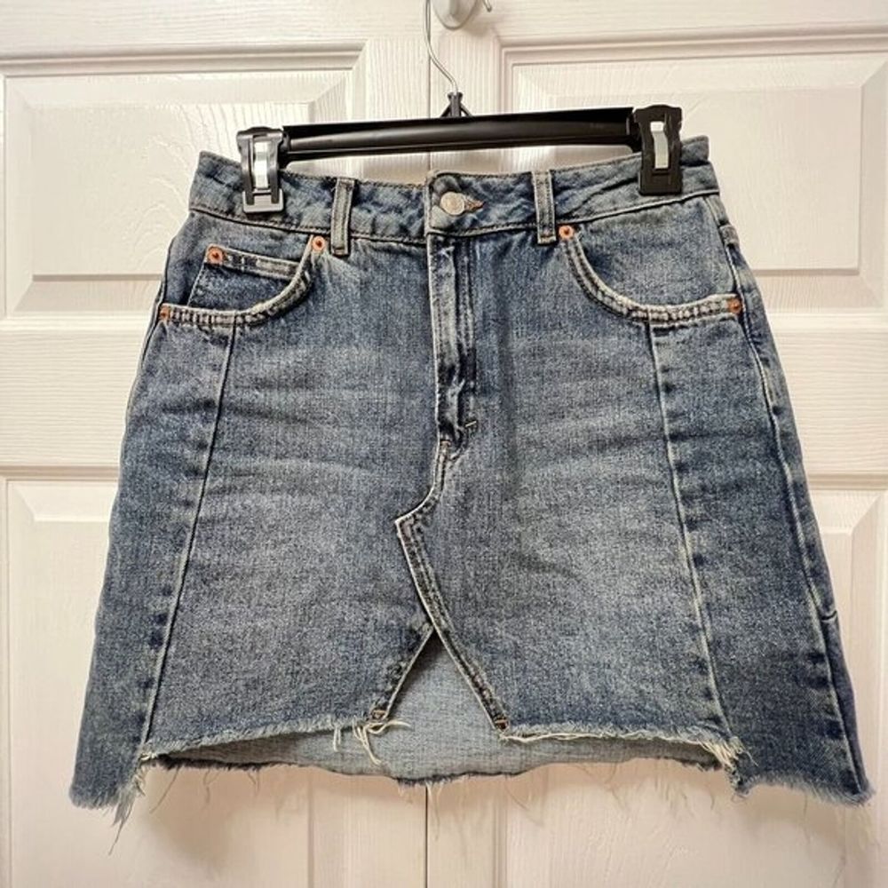 Topshop Size 10 Denim Blue Jean Moto Skirt Front Cut Out Slit Frayed Hem